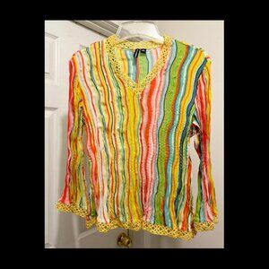Crinkle Fabric V-Neck Rainbow Striped 3/4 Sleeve Ladies Blouse Size M